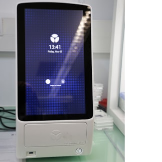 olink-Equipo-(Sistema de qPCR cuantitativa Signature Q 100)